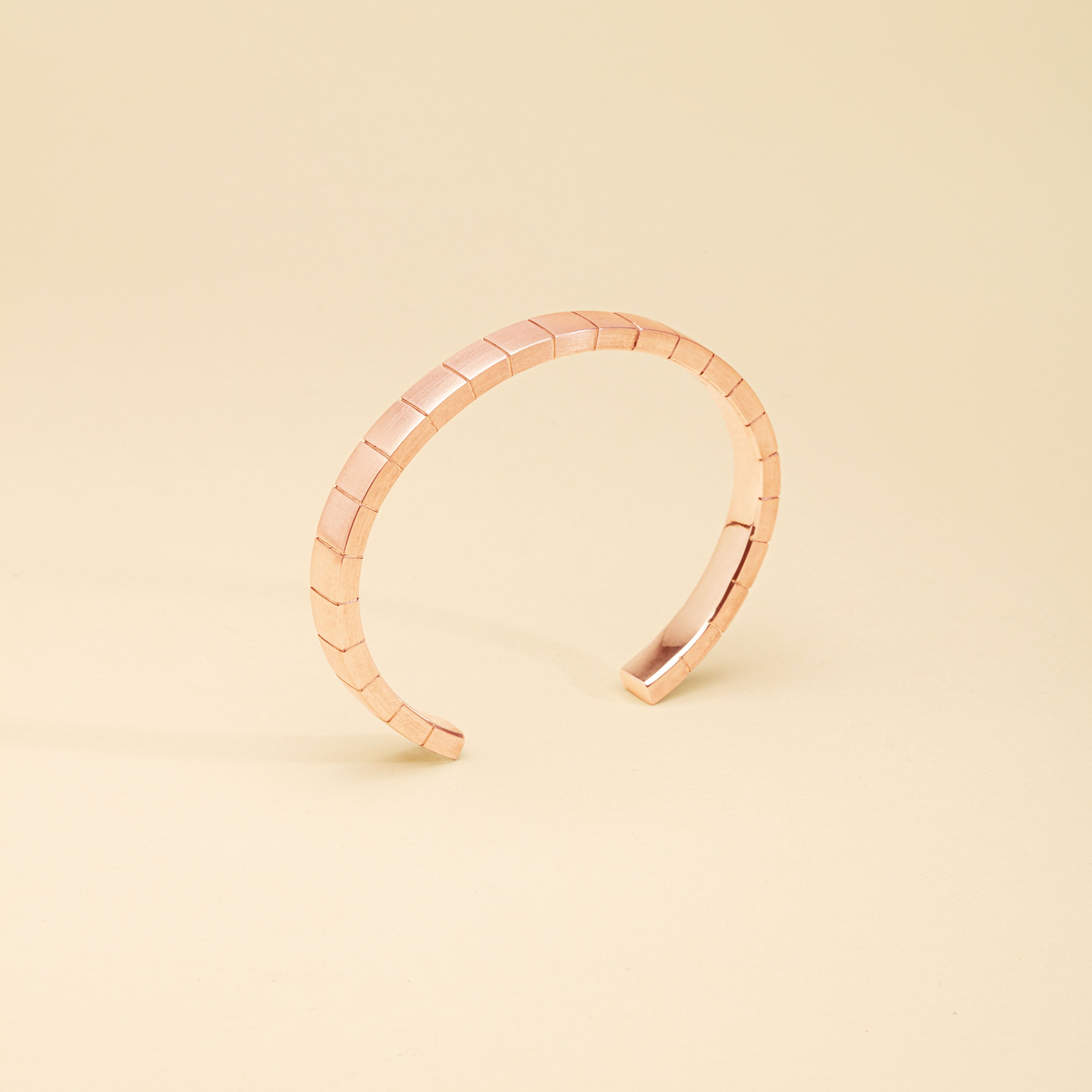 Angulor Armband No. II